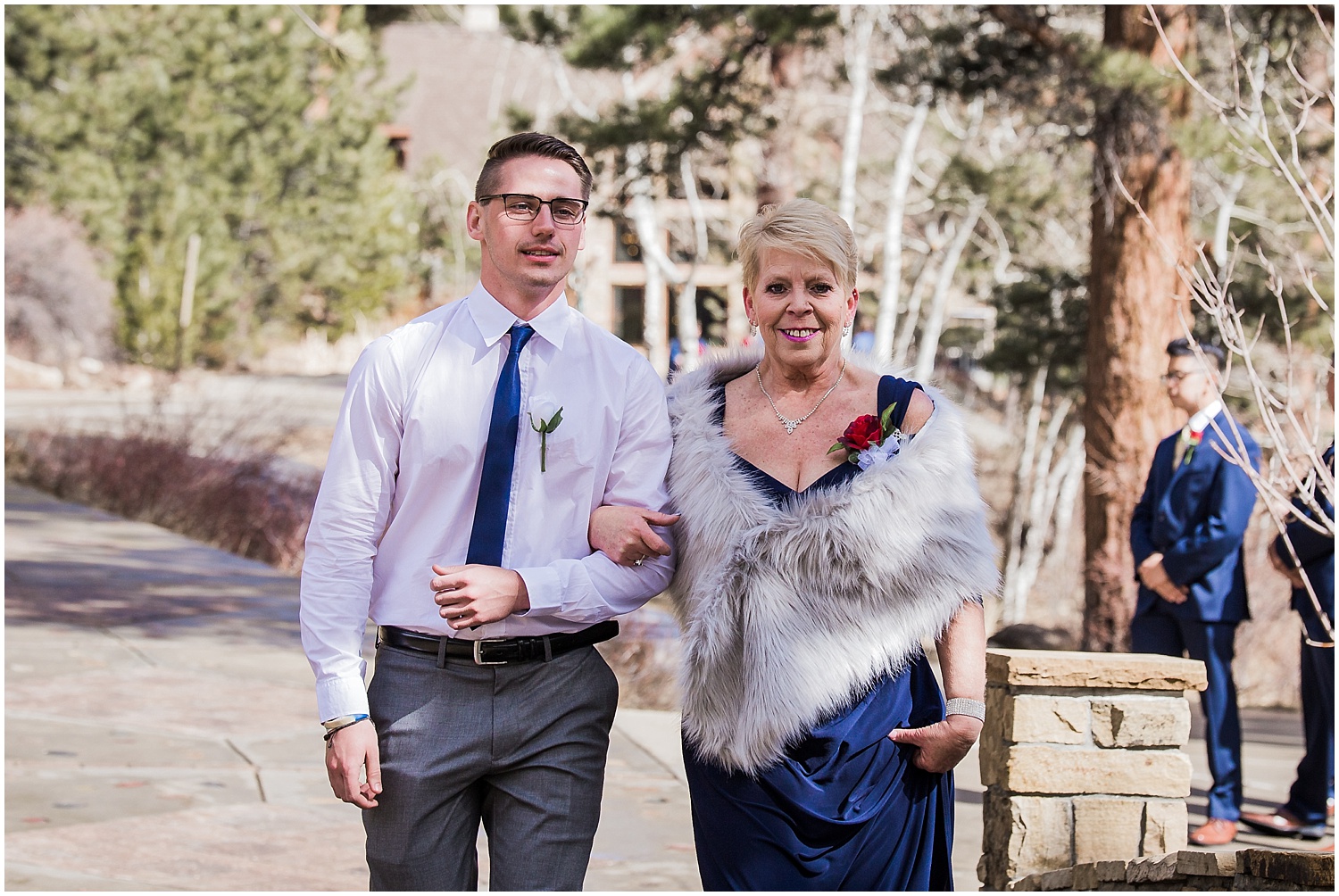 Della-Terra-Wedding-Photos-Estes-Park-Colorado-Wedding-Photographer_0019