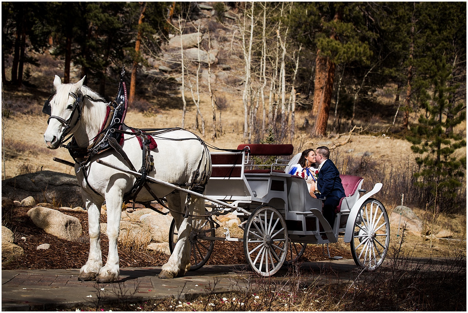 Della-Terra-Wedding-Photos-Estes-Park-Colorado-Wedding-Photographer_0027